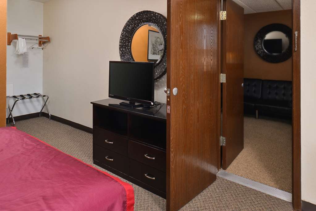 Red Coach Inn & Suites Гранд-Айленд Номер фото